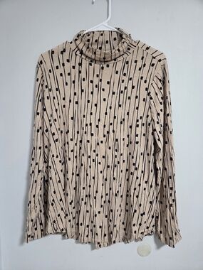 JM Collection Beige Turtleneck Top with Black Dot & Line Print